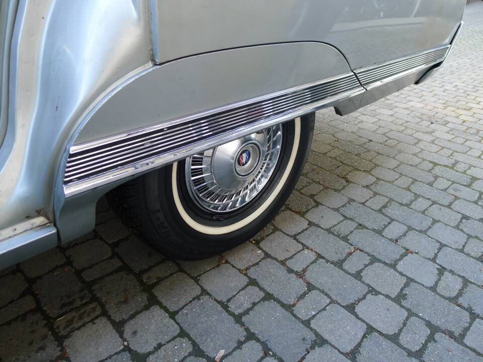 Afbeelding 11/14 van Buick Electra 225 Custom (1965)