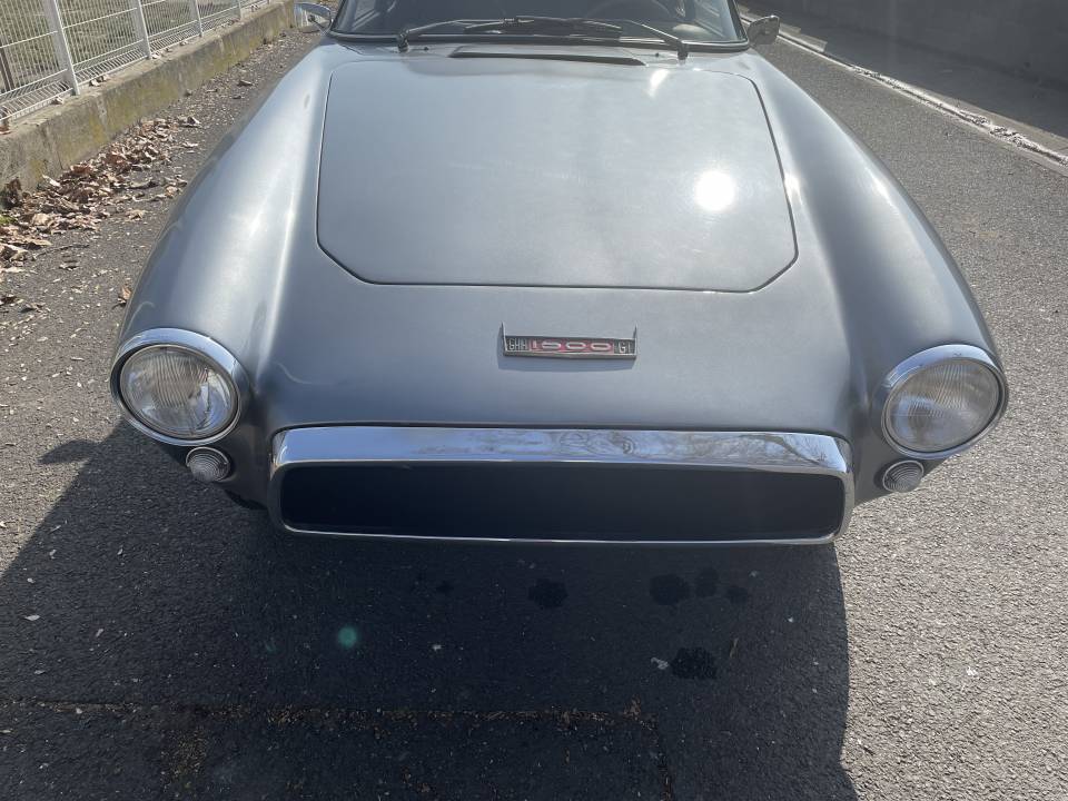 Image 4/35 of FIAT Ghia 1500 GT (1963)