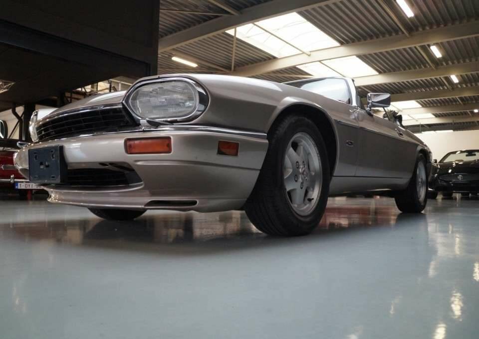 Image 40/50 de Jaguar XJS 4.0 (1995)