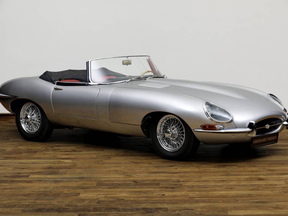 Afbeelding 2/27 van Jaguar E-Type 4.2 (1966)