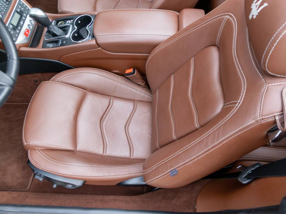 Bild 43/50 von Maserati GranCabrio Sport (2015)