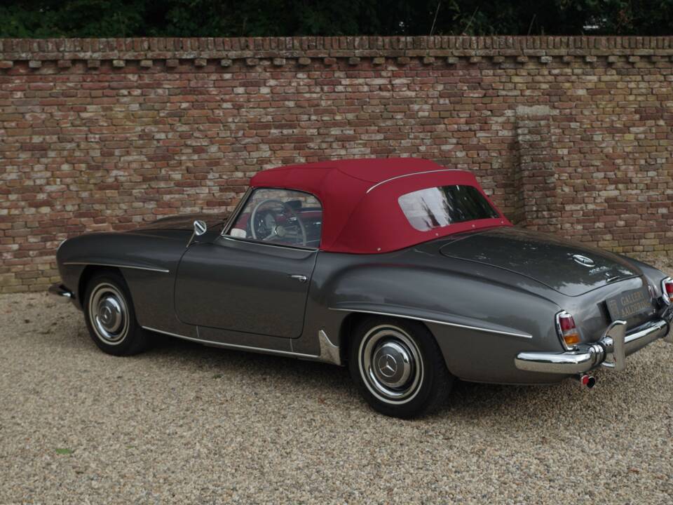 Image 2/50 of Mercedes-Benz 190 SL (1959)