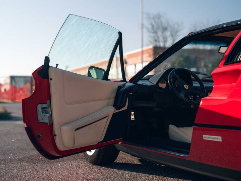 Bild 40/100 von Ferrari 328 GTS (1986)