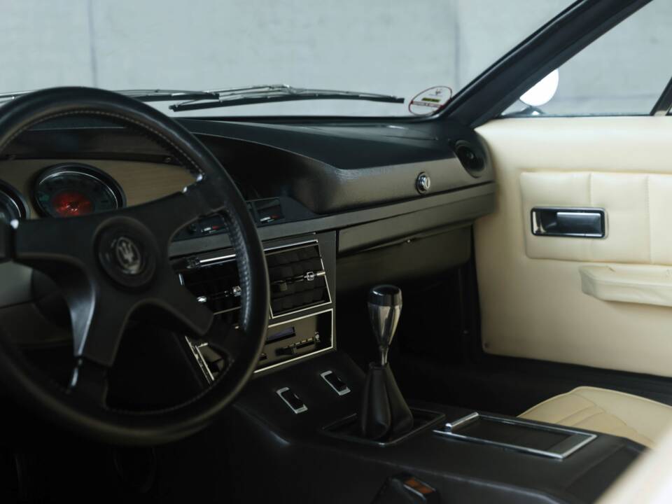 Image 23/50 of Maserati Merak (1974)