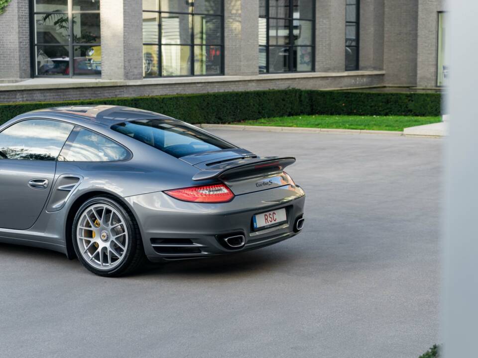Bild 7/22 von Porsche 911 Turbo S (2012)