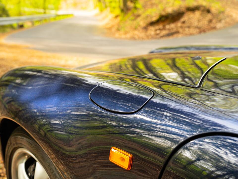 Immagine 18/47 di Porsche 911 Carrera (1994)