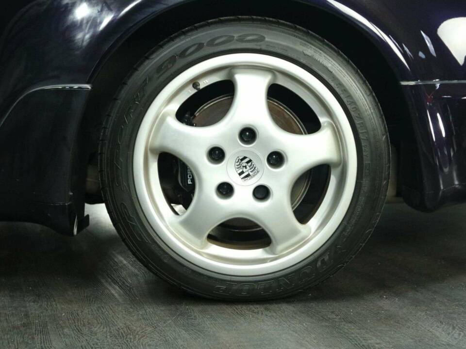 Immagine 47/50 di Porsche 911 Carrera 4 (1993)