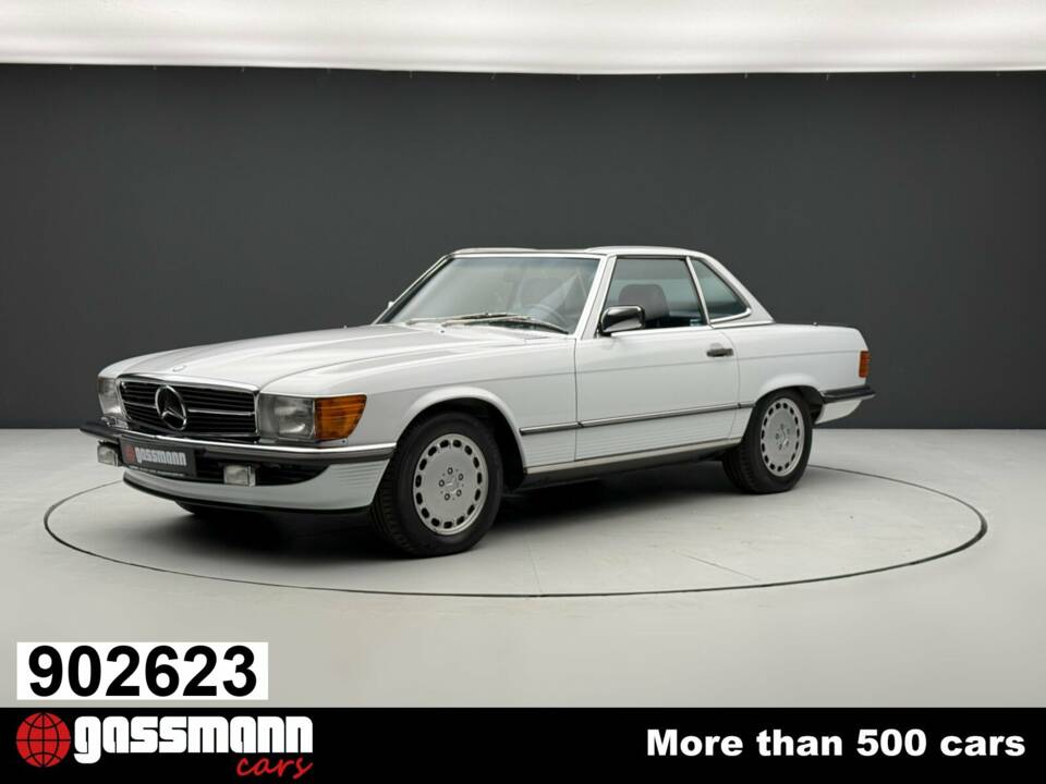 Bild 1/15 von Mercedes-Benz 560 SL (1986)
