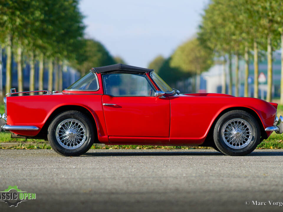Immagine 30/42 di Triumph TR 4 (1962)