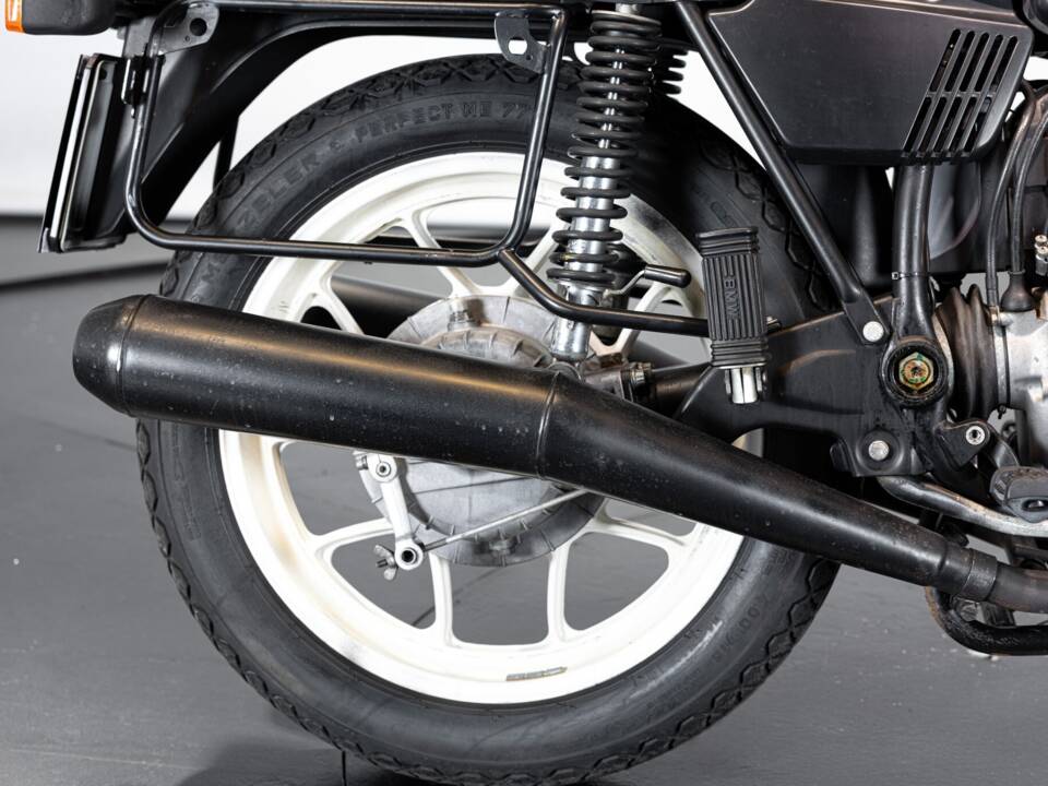 Image 25/37 of BMW R 65 (1983)