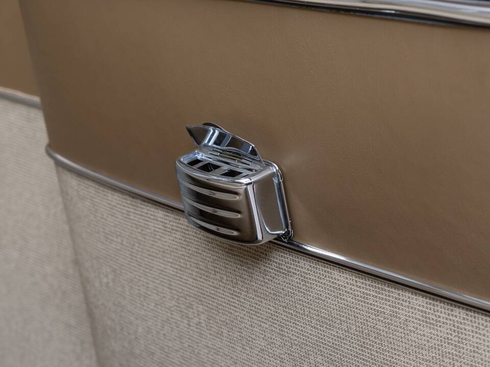Image 37/46 of Volkswagen T1 Samba (1967)