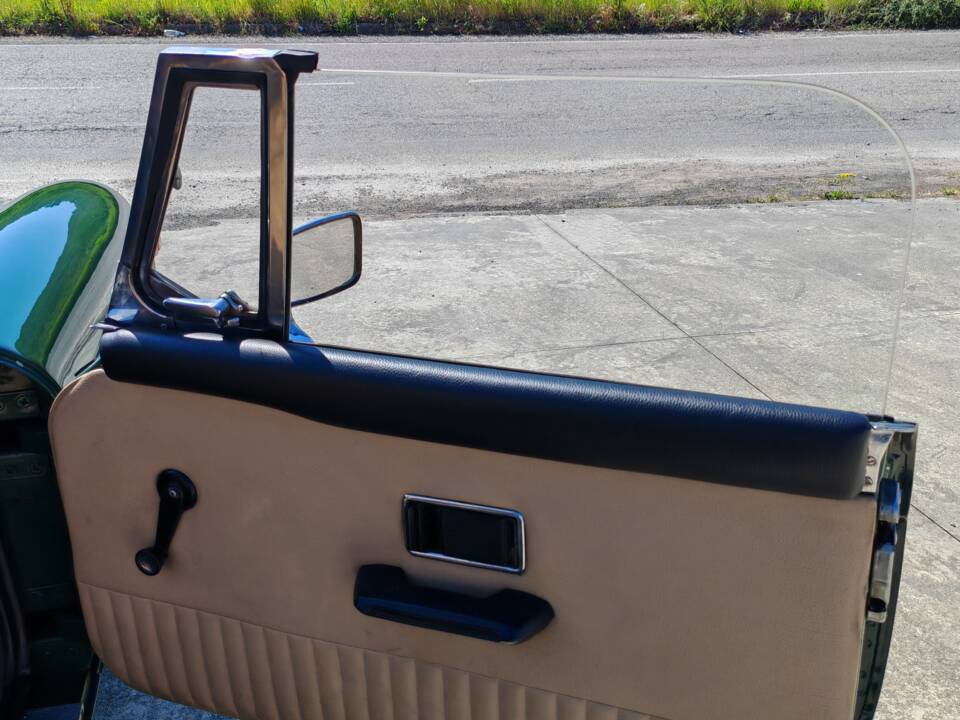 Immagine 26/37 di MG MGB (1972)
