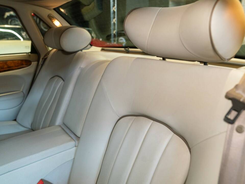 Bild 34/50 von Daimler Super V8 (1997)