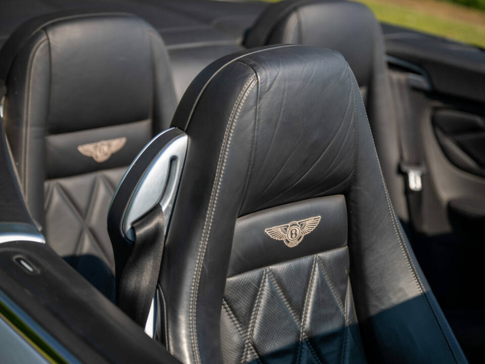 Image 9/12 of Bentley Continental GTC (2008)