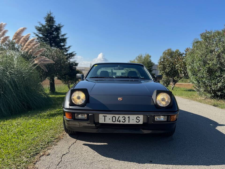 Image 5/35 of Porsche 924 S (1986)