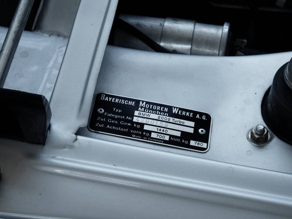 Image 13/50 of BMW 2002 turbo (1974)