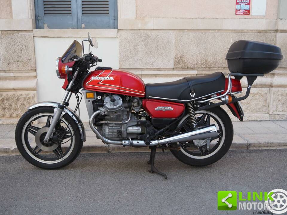 Image 9/37 of Honda CX 500 (1981)