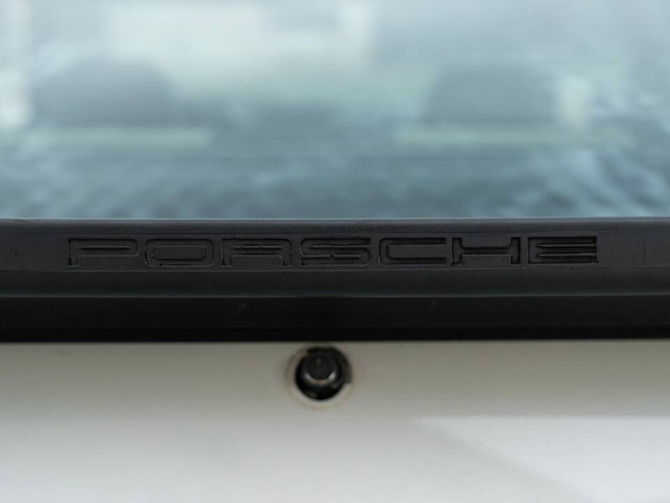 Bild 13/50 von Porsche 944 (1985)
