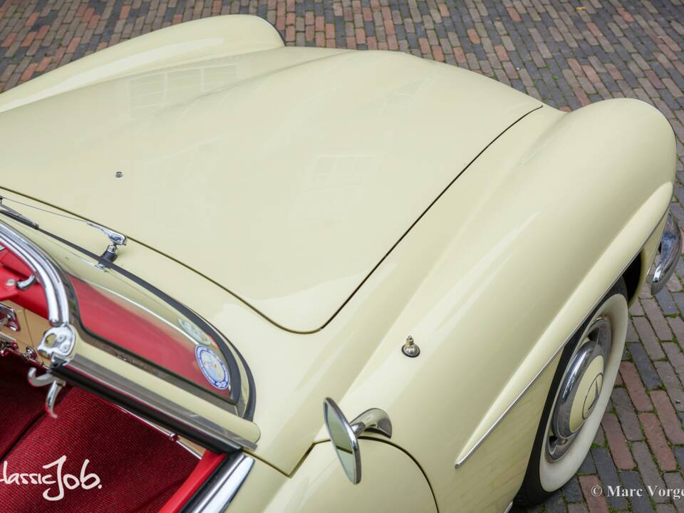 Image 32/61 of Mercedes-Benz 190 SL (1959)