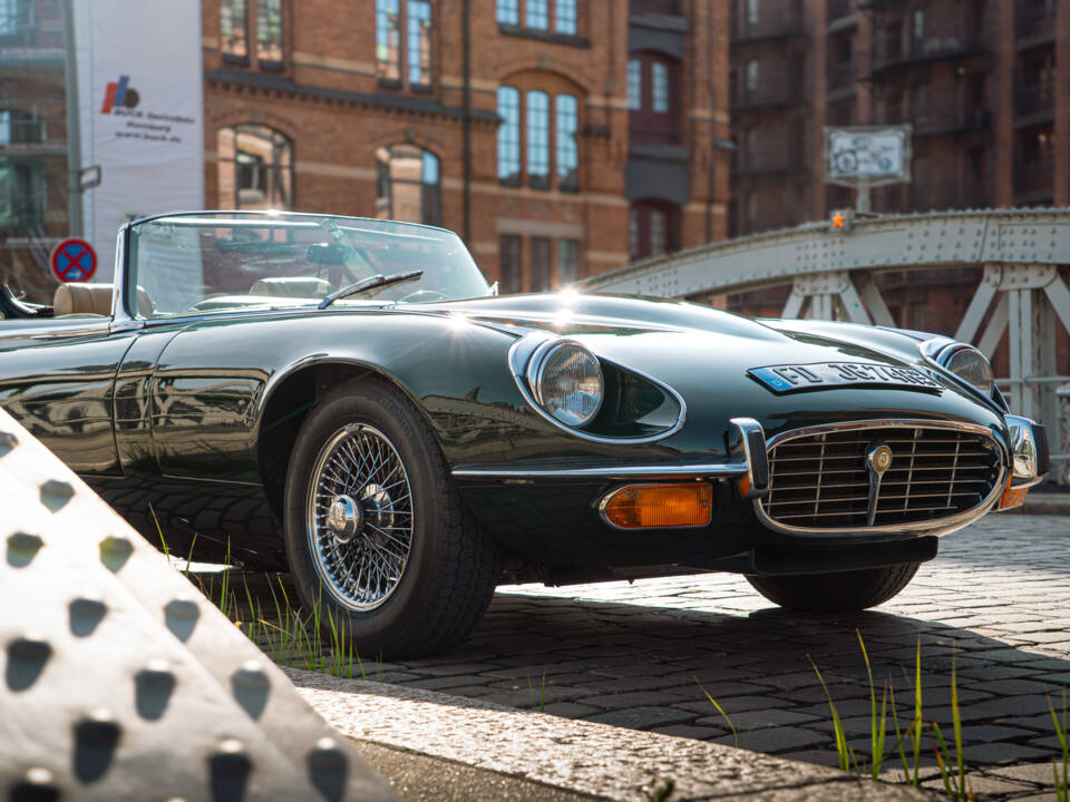 Bild 9/30 von Jaguar E-Type V12 (1974)