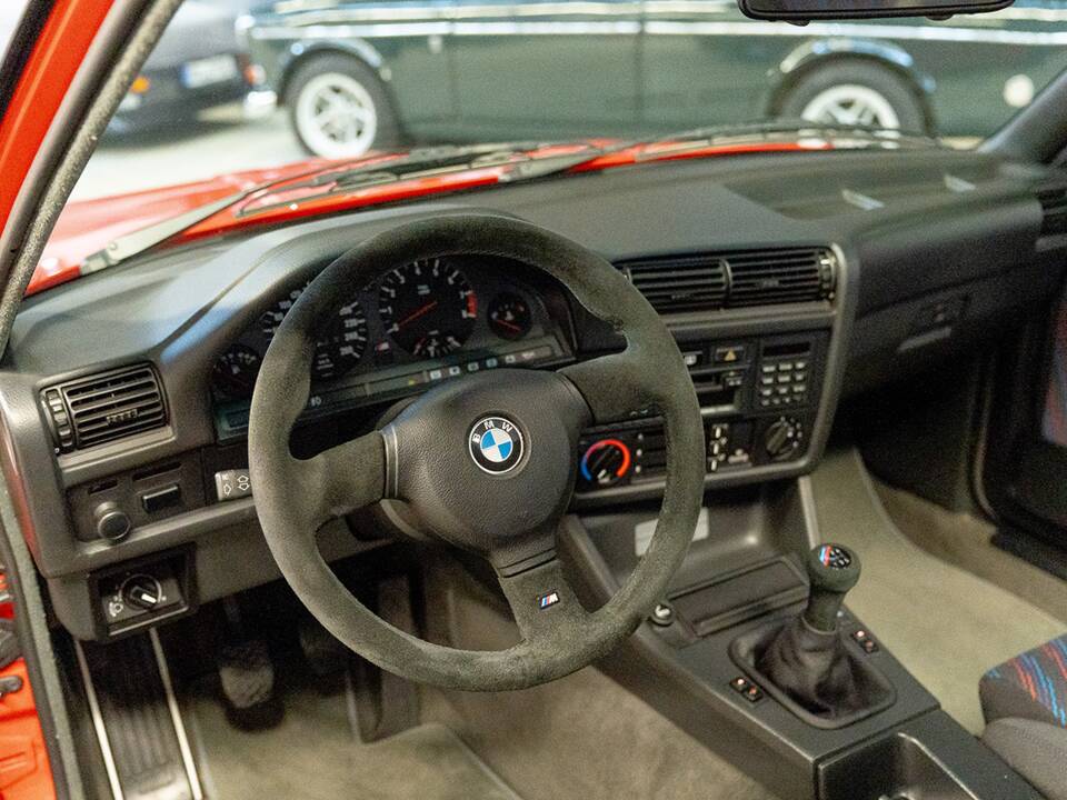 Bild 17/34 von BMW M3 Sport Evo (1990)