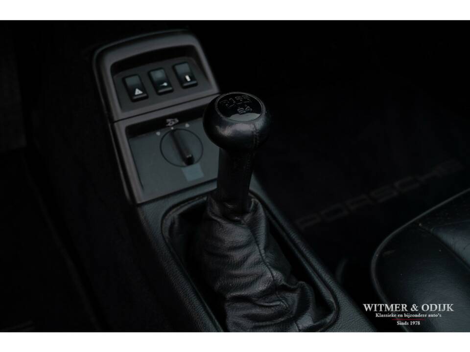 Bild 22/27 von Porsche 911 Carrera 2 (1992)