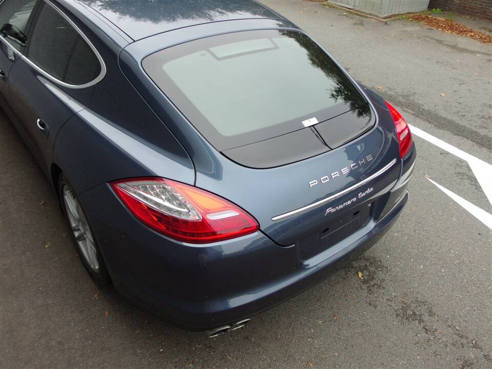 Imagen 21/99 de Porsche Panamera Turbo (2009)