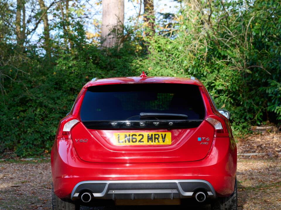 Bild 43/50 von Volvo V60 T6 (2012)