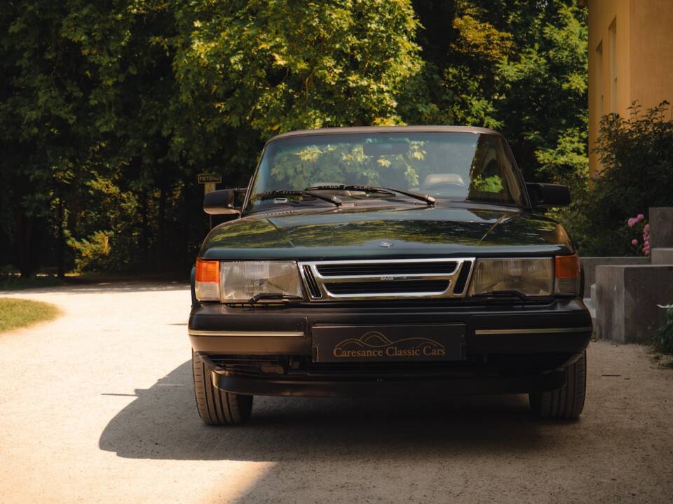 Bild 36/45 von Saab 900 S (1992)