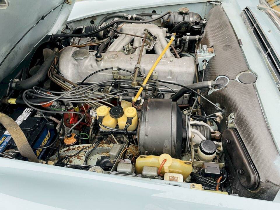 Image 28/36 of Mercedes-Benz 280 SL (1969)