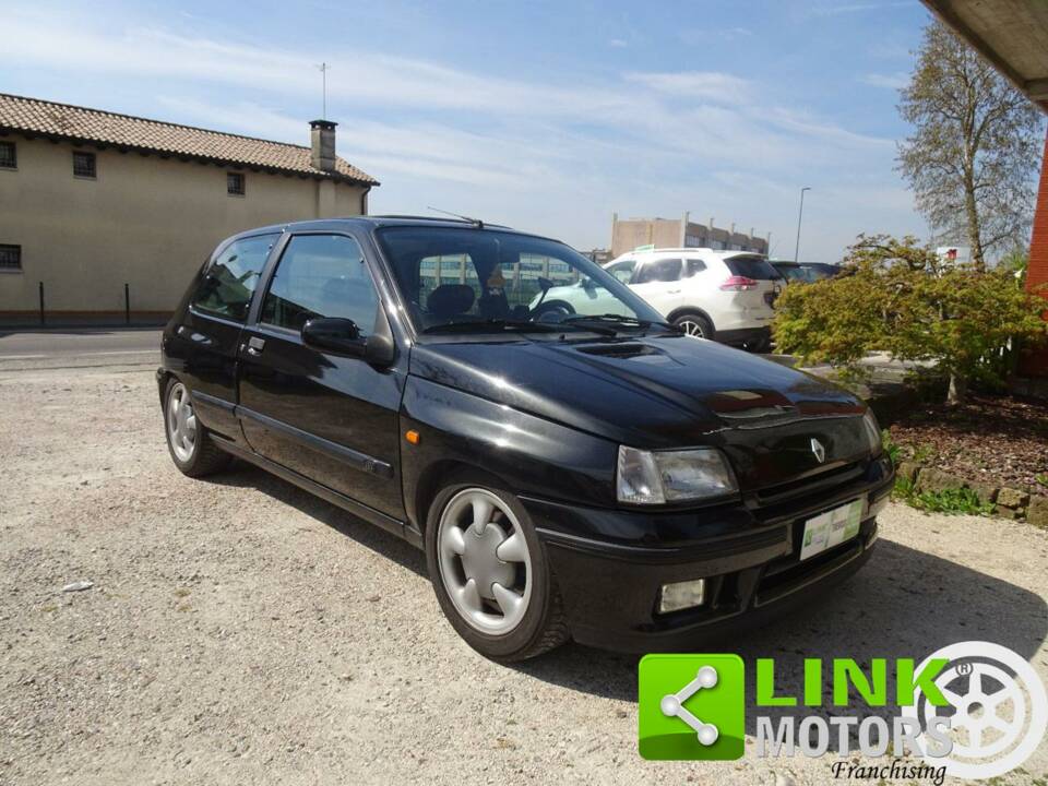 Afbeelding 9/10 van Renault Clio I 1.8 16V (1994)
