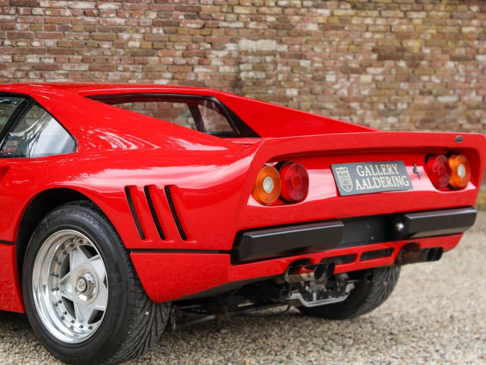 Bild 37/50 von Ferrari 328 GTB (1986)