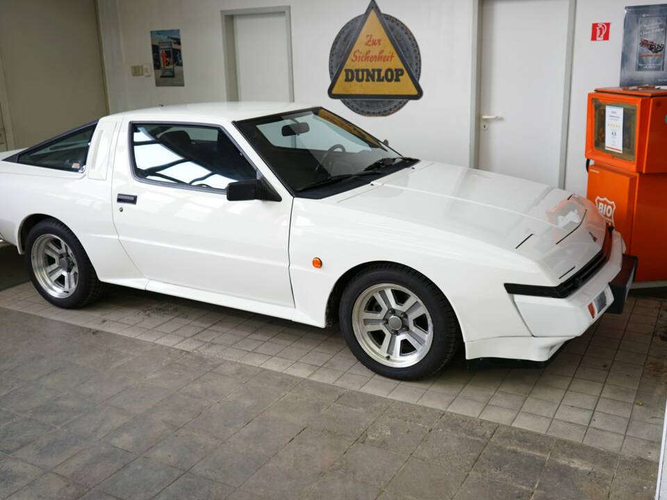 Bild 39/43 von Mitsubishi Starion (1989)