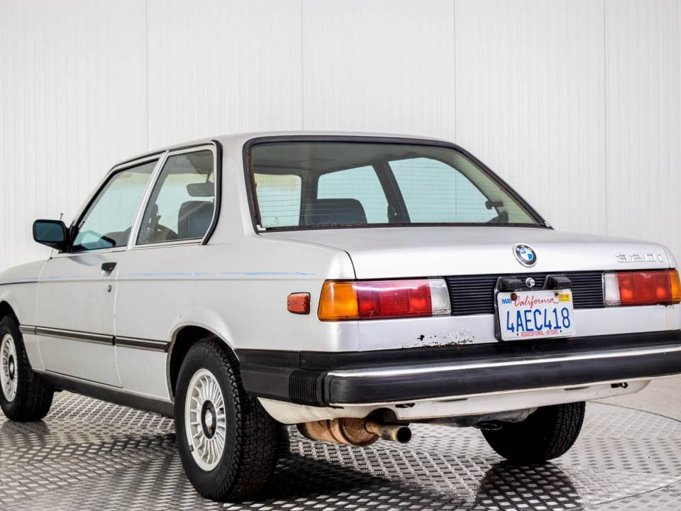 Image 10/50 de BMW 320&#x2F;6 (1981)