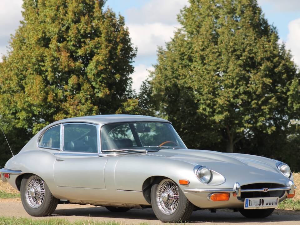Bild 33/38 von Jaguar E-Type (2+2) (1968)