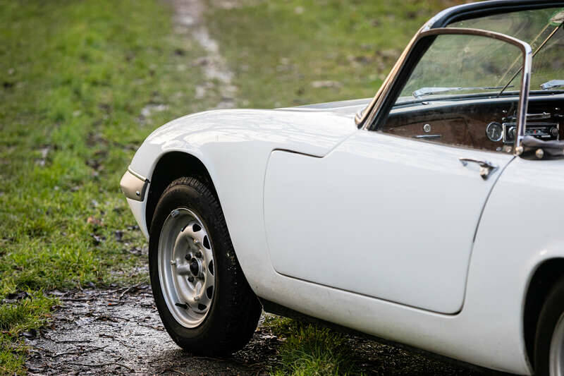 Image 25/34 de Lotus Elan SE (1967)