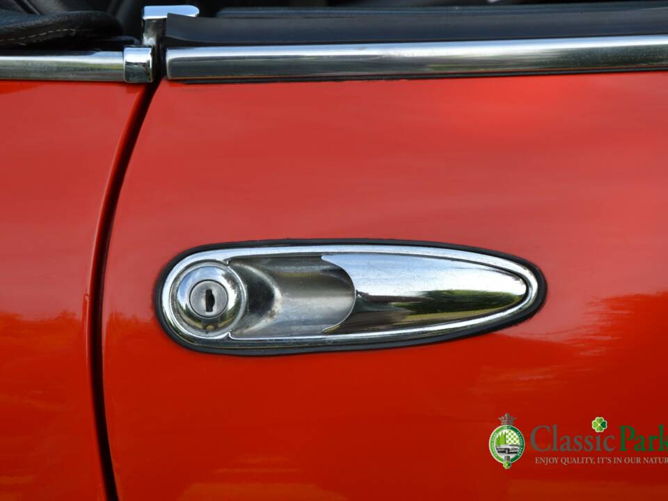 Imagen 46/50 de Alfa Romeo 2000 Spider Veloce (1981)