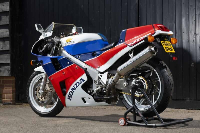 Bild 40/50 von Honda VFR 750R RC 30 (1989)