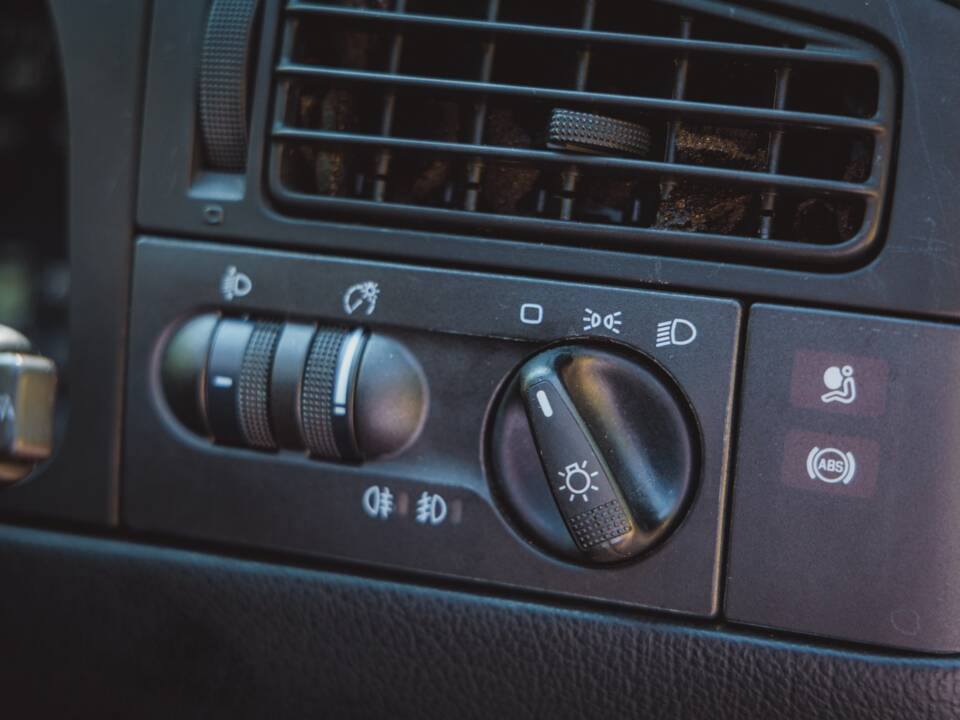 Image 27/39 of Volkswagen Golf IV 1.8T GTI (1998)