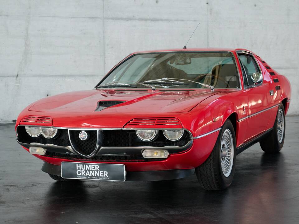 Image 2/50 of Alfa Romeo Montreal (1973)