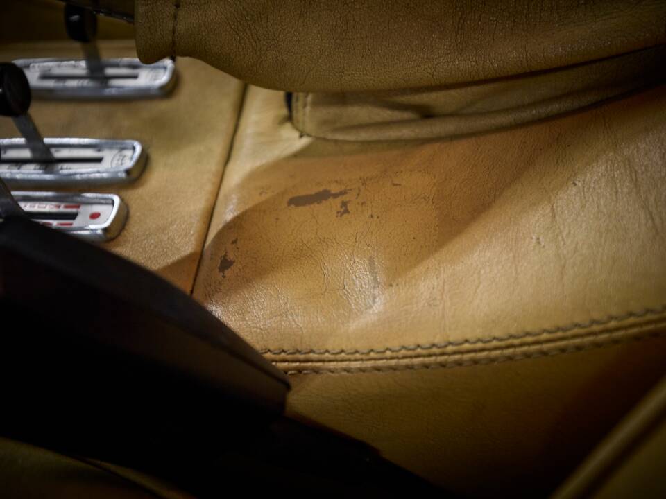 Image 73/97 of Ferrari 308 GTB Quattrovalvole (1983)