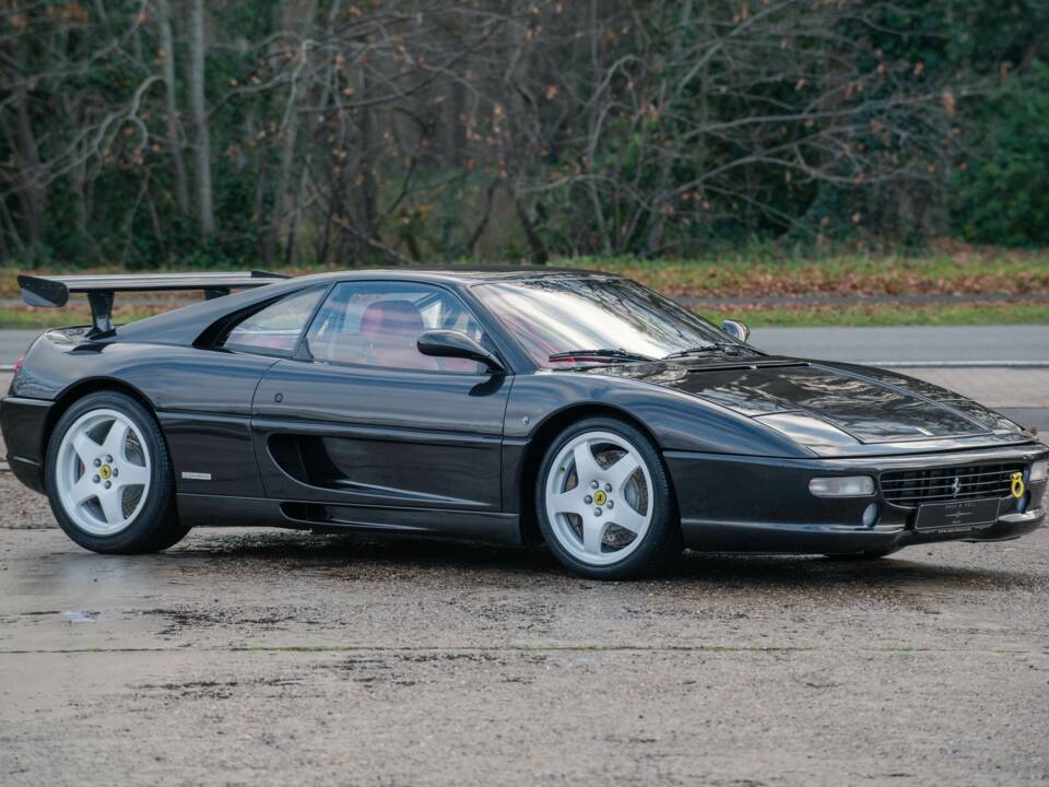 Image 7/35 de Ferrari F 355 Challenge (1995)