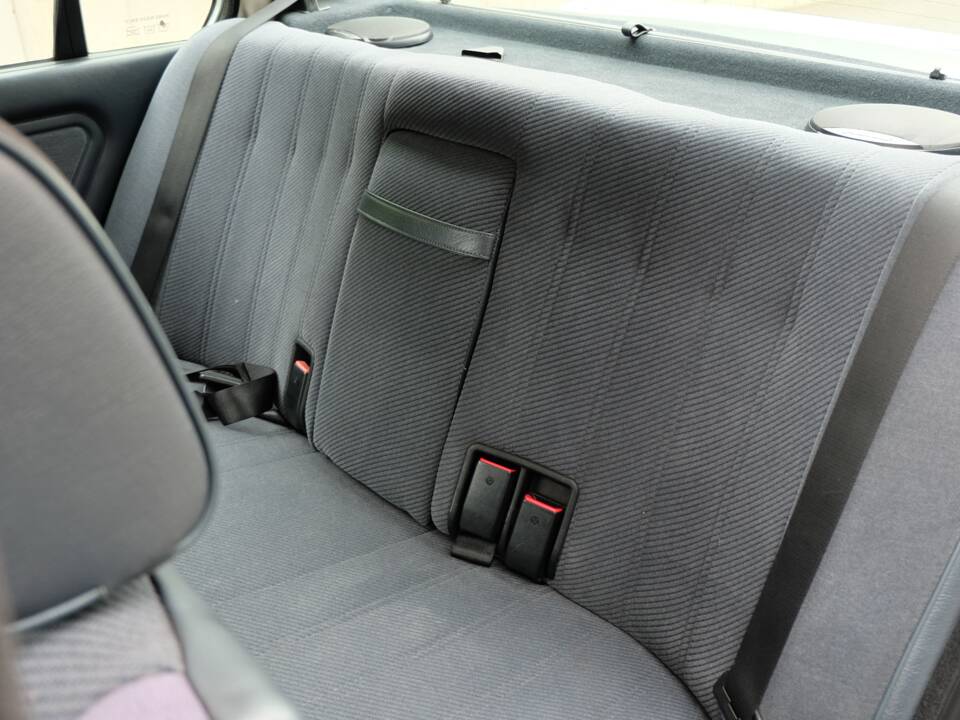 Bild 16/56 von BMW 325ix (1987)
