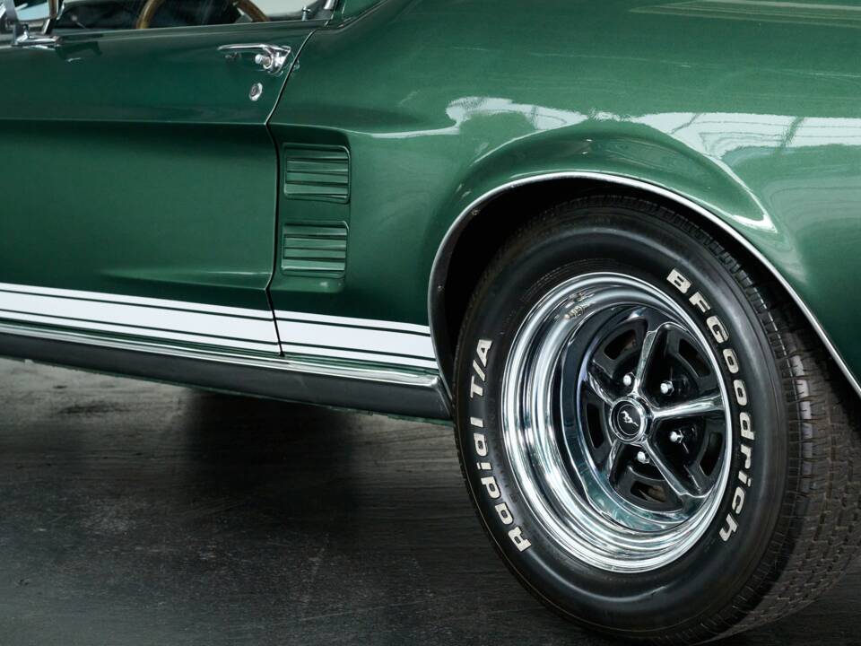 Image 19/50 of Ford Mustang 390 GTA (1967)