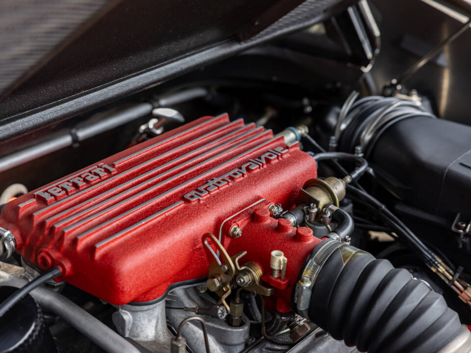 Image 19/80 of Ferrari 308 GTSi Quattrovalvole (1985)