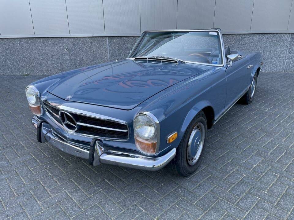 Image 3/36 of Mercedes-Benz 280 SL (1971)