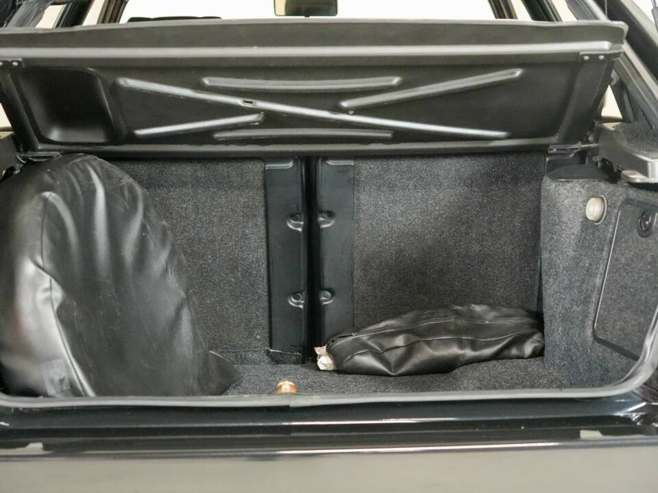 Bild 38/48 von Lancia Delta HF Integrale Evoluzione I (1992)