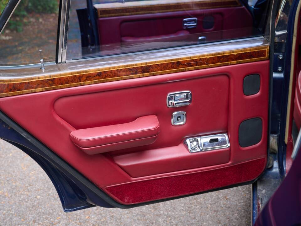 Bild 37/50 von Rolls-Royce Silver Spur II (1990)