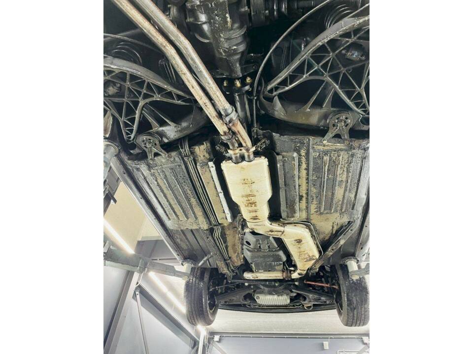 Bild 28/32 von Mercedes-Benz 560 SL (1987)