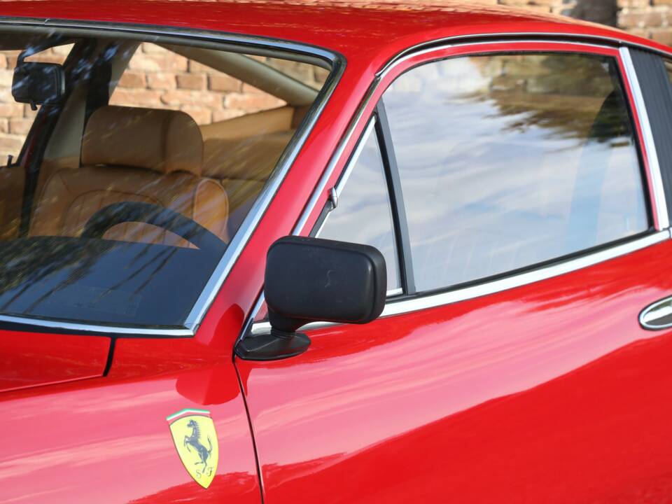 Imagen 24/50 de Ferrari 365 GTC/4 (1972)
